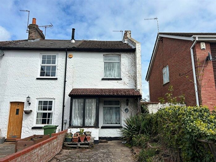 2 Bedroom Terraced House For Sale In Park Road, Orpington, BR5