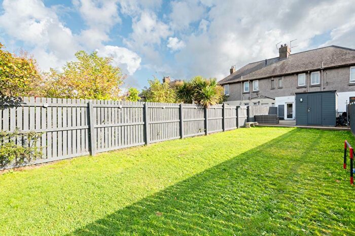 2 Bedroom Flat For Sale In Den Walk, Buckhaven, KY8