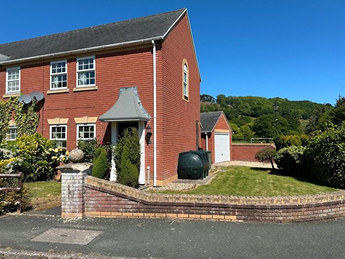 2 Bedroom Detached House For Sale In Park Avenue, Kerry, Newtown, Powys, SY16