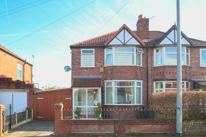 3 Bedroom Semi-Detached House To Rent In Torbay Road, Urmston, Manchester, M41
