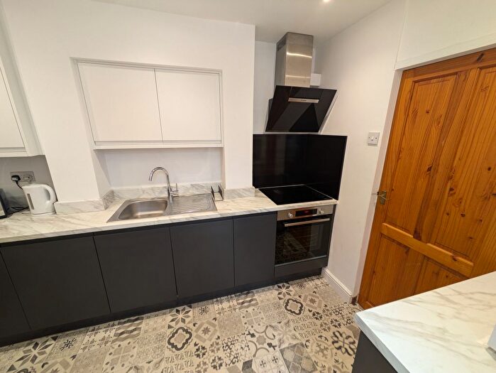 5 Bedroom Terraced House To Rent In Well Street, Exeter, EX4