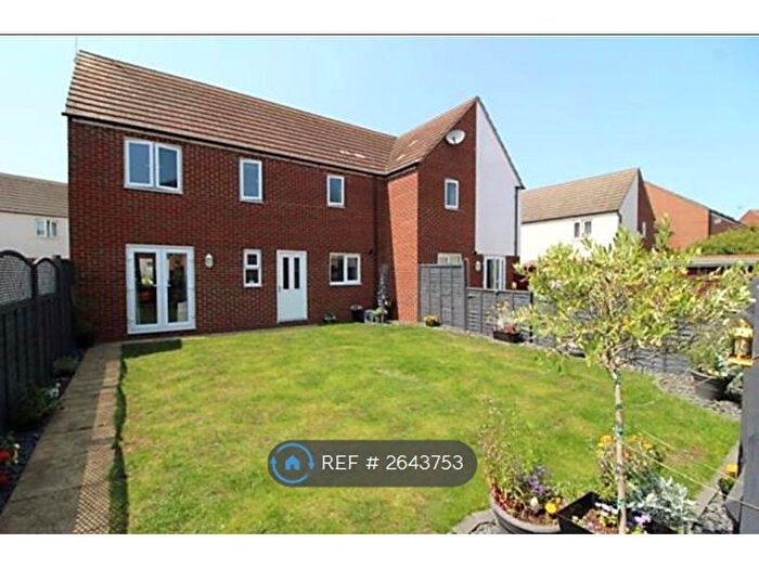 3 Bedroom Semi-detached House To Rent In Lavender Hill, Broughton, Milton Keynes, MK10