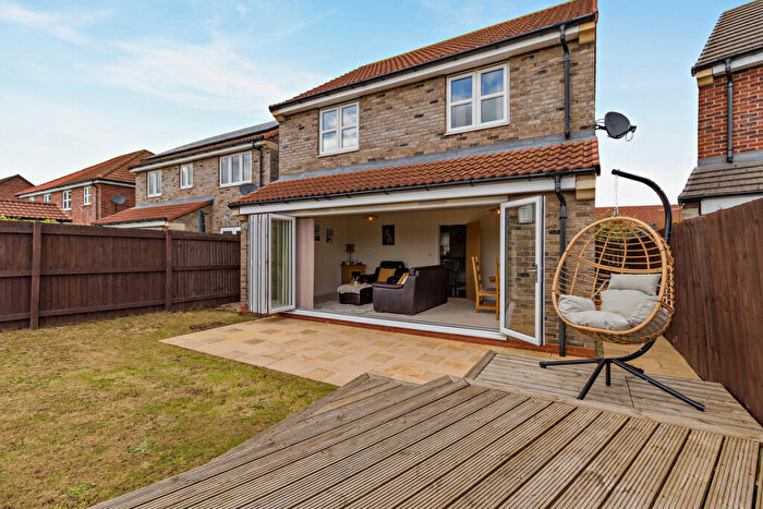 3 Bedroom Detached House For Sale In Badgers Holt, Doncaster, DN3