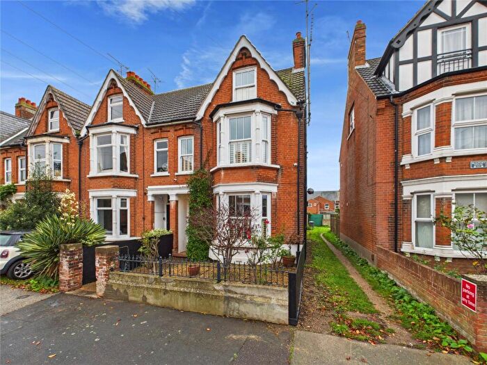 5 Bedroom End Of Terrace House For Sale In Ranelagh Road, Felixstowe, Suffolk, IP11