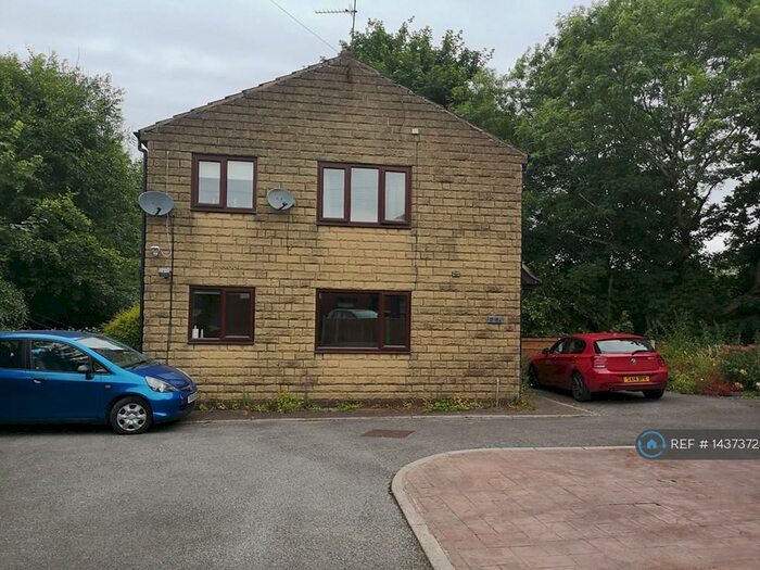 2 Bedroom Flat To Rent In Beaufort Street, Rochdale, OL12