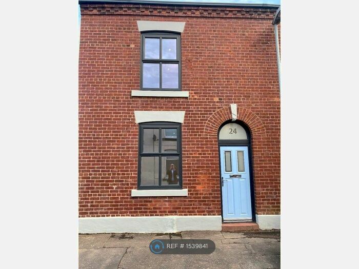 4 Bedroom End Of Terrace House To Rent In Gorton Street, Heywood, OL10