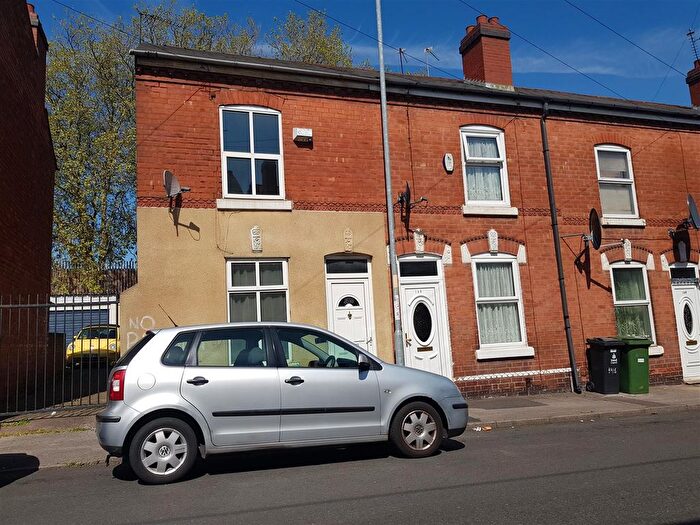 3 Bedroom Property To Rent In Prince Street, Walsall, WS2
