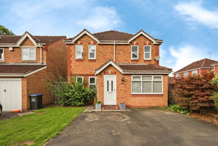 4 Bedroom Detached House For Sale In Pencraig Close, Kenilworth, CV8