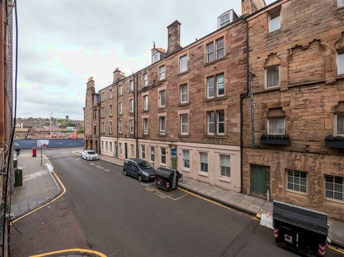 1 Bedroom Apartment To Rent In () Grove Street, Edinburgh, EH3