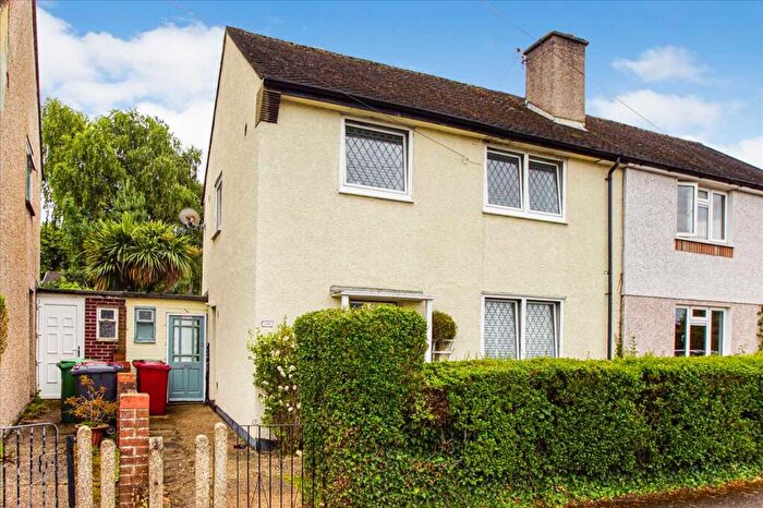3 Bedroom Semi-Detached House For Sale In Moreton Way, Cippenham, SL1