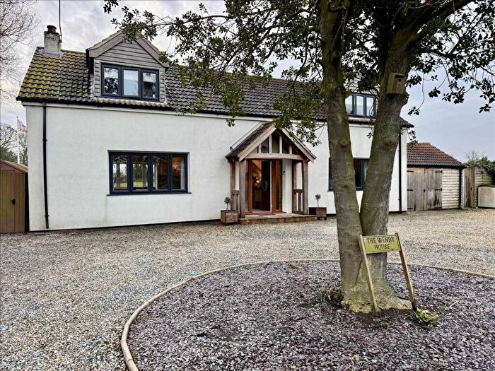 4 Bedroom Detached House For Sale In The Wendy House, Main Street, Louth, LN11