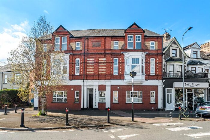 2 Bedroom Flat For Sale In Severn Road, Cardiff, CF11