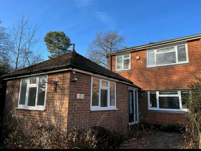 4 Bedroom Semi-Detached House To Rent In The Wick, Bengeo, SG14