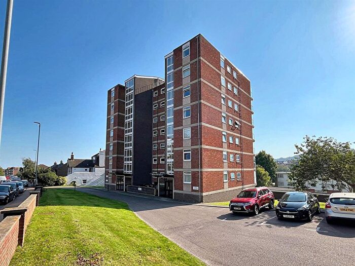 1 Bedroom Flat For Sale In Upperton Road, Eastbourne, BN21