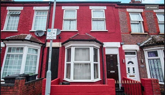 5 Bedroom Terraced House To Rent In Althorp Road, Luton, LU3