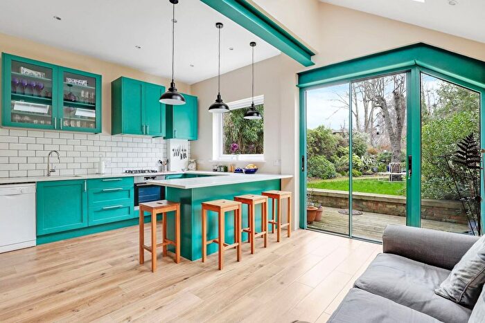 5 Bedroom Property For Sale In Venner Road, Sydenham, London, SE26