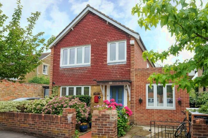 4 Bedroom Detached House To Rent In Bockhampton Road, Kingston Upon Thames, KT2