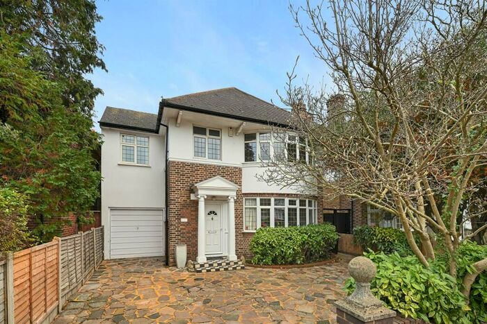 4 Bedroom House To Rent In Bedroom Detached House In Putney, SW14
