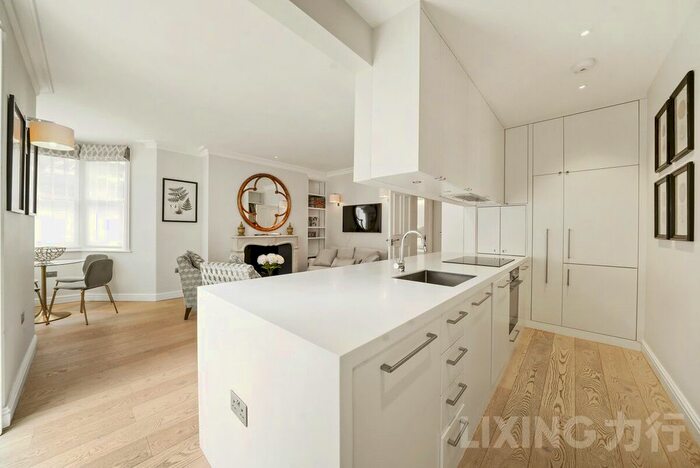 2 Bedroom Flat To Rent In Tedworth Square, London, SW3