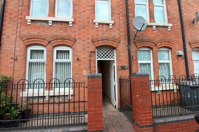 4 Bedroom Town House To Rent In Garfield Street, Belgrave, Leicester, LE4