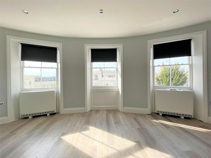 1 Bedroom Flat To Rent In Lansdowne Place, Hove, BN3