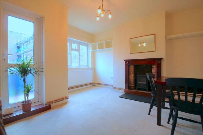 2 Bedroom Flat To Rent In Tullis House, Frampton Park Road, London, E9