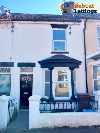 3 Bedroom Property To Rent In Granville Road, Gillingham, ME7