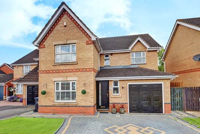 4 Bedroom Detached House For Sale In Riverstone Way, Northampton, Northamptonshire, NN4