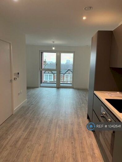1 Bedroom Flat To Rent In St Pier Court, London, E13