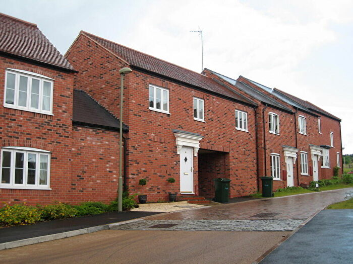2 Bedroom Apartment To Rent In Lord Fielding Close, Banbury, Oxon, OX16