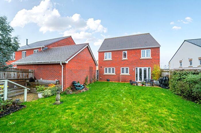 4 Bedroom Detached House For Sale In Cozens Grove, Shrivenham, Swindon, Oxfordshire, SN6