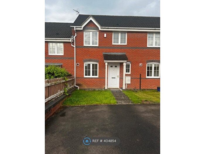 3 Bedroom Terraced House To Rent In Chatsworth Park Avenue, Stoke-On-Trent, ST4