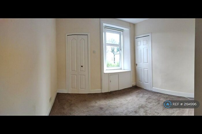 1 Bedroom Flat To Rent In Castle Street, Maybole, KA19