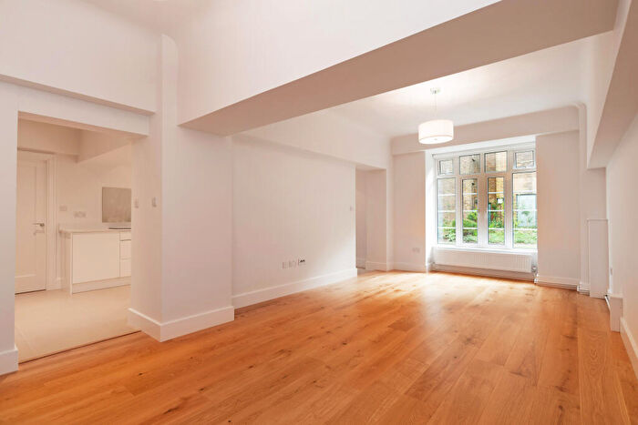 2 Bedroom Apartment To Rent In Grove End Gardens, Grove End Road, St John's Wood, London, NW8