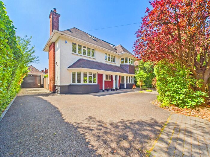 5 Bedroom Detached House For Sale In Chessel Avenue, Bournemouth, Dorset, BH5