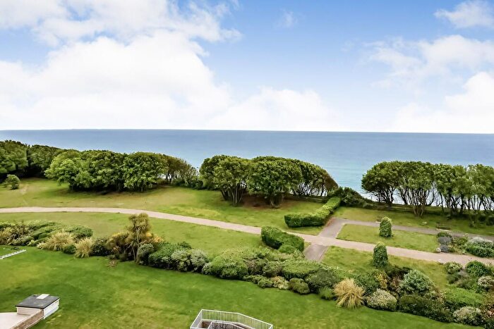 3 Bedroom Flat For Sale In Boscombe Cliff Road, Bournemouth, Dorset, BH5
