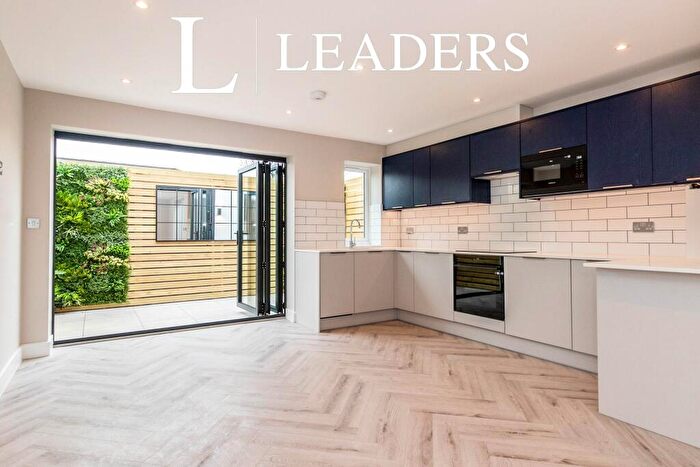 2 Bedroom Apartment To Rent In Victoria Road, Sutton, SM1
