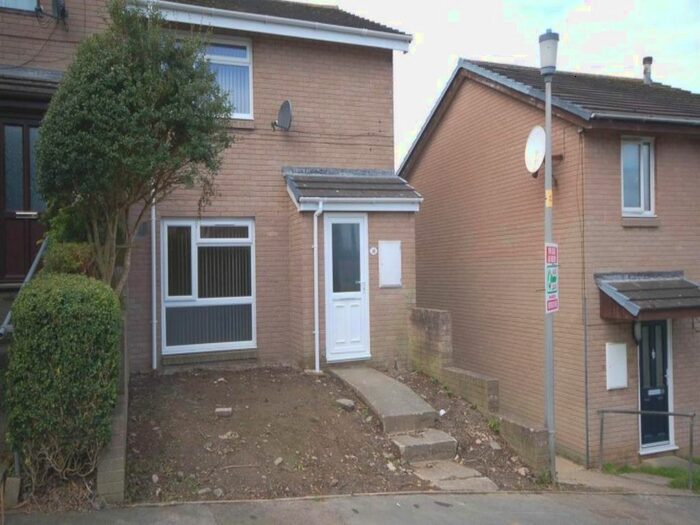 2 Bedroom Property To Rent In Garth Dinas, Penparcau, Aberystwyth, SY23