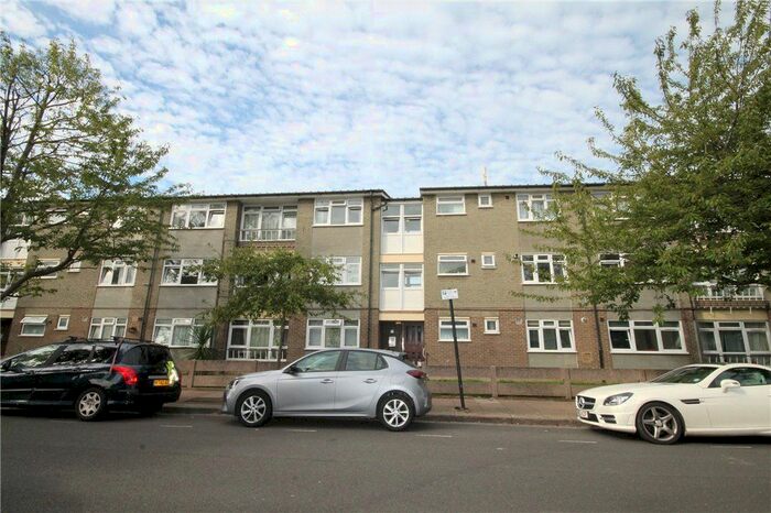 1 Bedroom Flat To Rent In Astonville Street, London, SW18