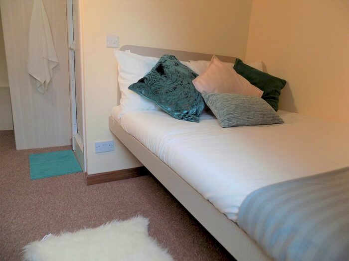 1 Bedroom Studio To Rent In Cherry Tree Drive, Coventry, West Midlands, CV4