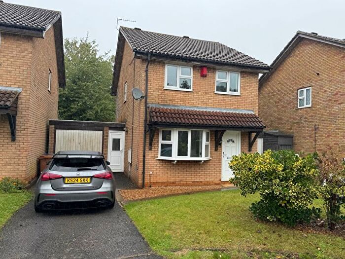 3 Bedroom Detached House To Rent In Five Acres Fold, Danefields, Northanpton, NN4