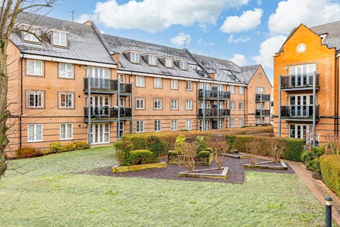2 Bedroom Flat To Rent In Constables Way, Hertford, Hertfordshire, SG13