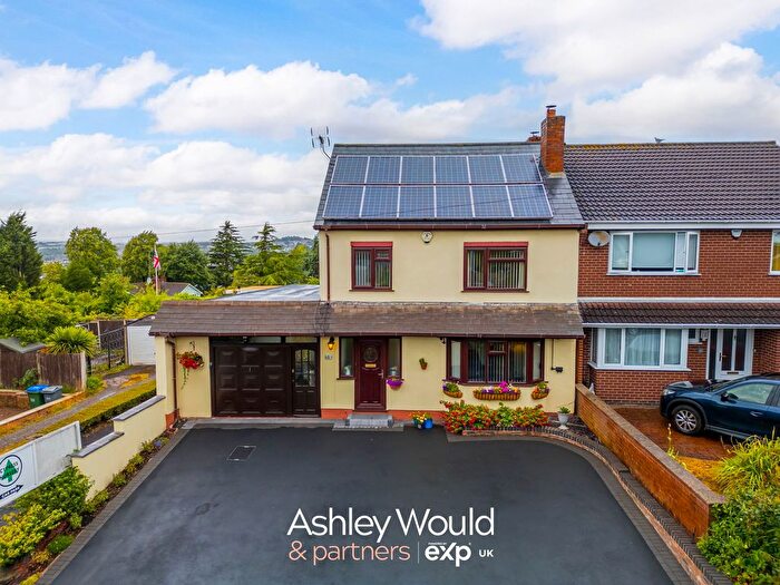 3 Bedroom Detached House For Sale In Yew Tree Lane, Rowley Regis, B65