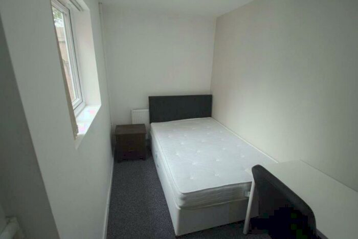 Studio To Rent In Braunstone Gate, Leicester, LE3