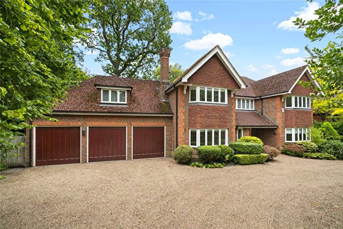 5 Bedroom Detached House To Rent In Woodside Road, Cobham, Surrey, KT11