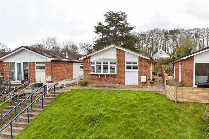 2 Bedroom Detached Bungalow For Sale In Stonehall Road, Lydden, Dover, Kent, CT15