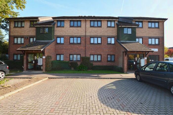 2 Bedroom Flat To Rent In Higham Station Avenue, Chingford, E4