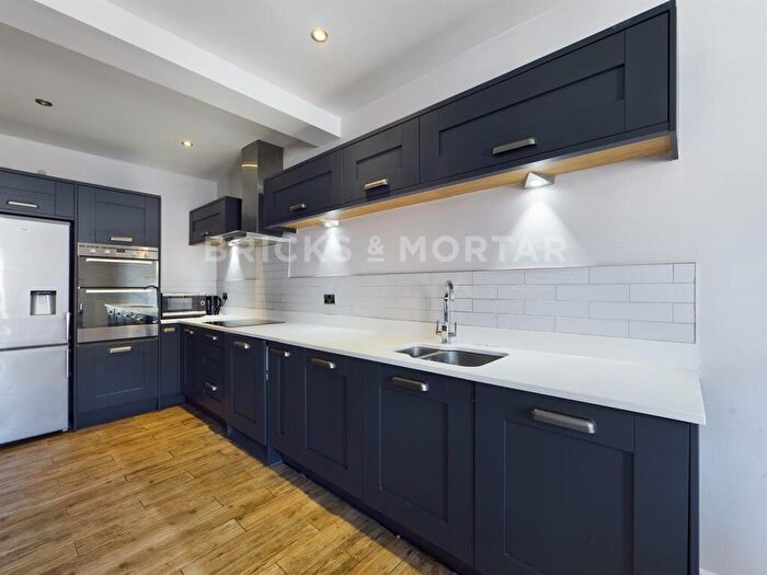 5 Bedroom Apartment To Rent In (£pppw) St. James Street, City Centre, NE1