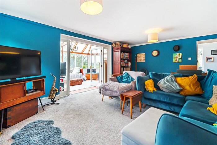 4 Bedroom Detached House For Sale In Headley Road, Grayshott, Hindhead, Hampshire, GU26