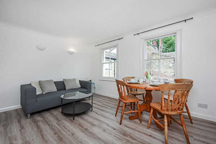 1 Bedroom Flat To Rent In White Horse Lane, London, E1